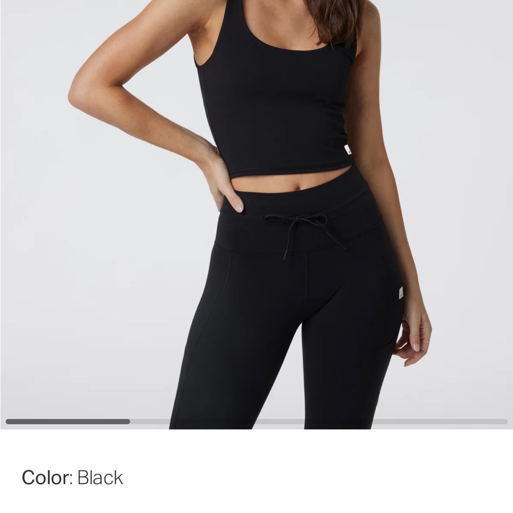 Vuori NWT Black Women's Performance Daily Crop Top XS